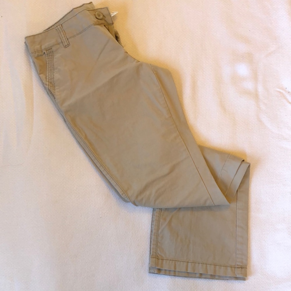 Women’s Khaki Pants